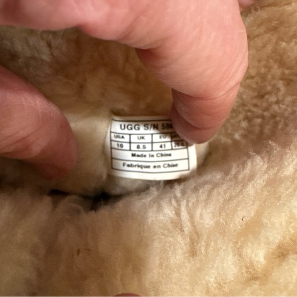 Cozy Shearling-Lined Brown Boots - Picture 4 of 6